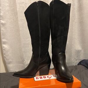 Rouge Helium Sleek Black Heeled Boots